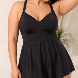 Torrid Black Wireless Flounce Tankini Swim Top Size 0 D/DD Adjustable Straps